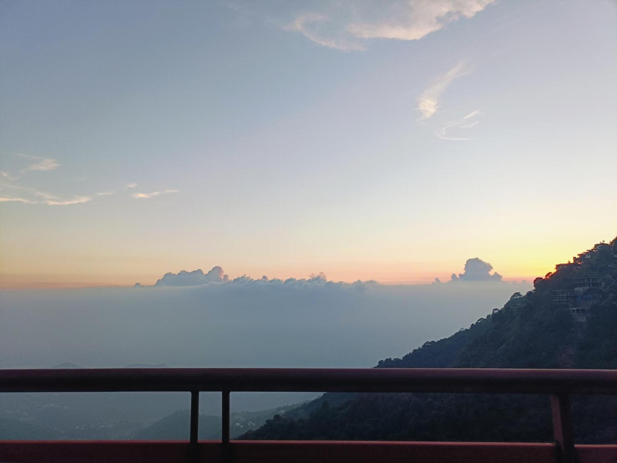 Vansathli I Near Mall Road Kasauli I Open Garden & Rooftop I By Humble Stay Villa Exterior photo